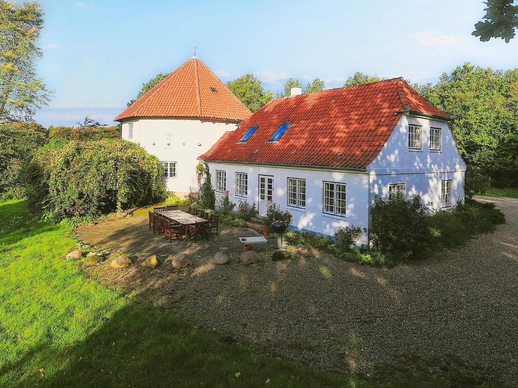 12 Person Holiday Home In Ullerslev Esterno foto