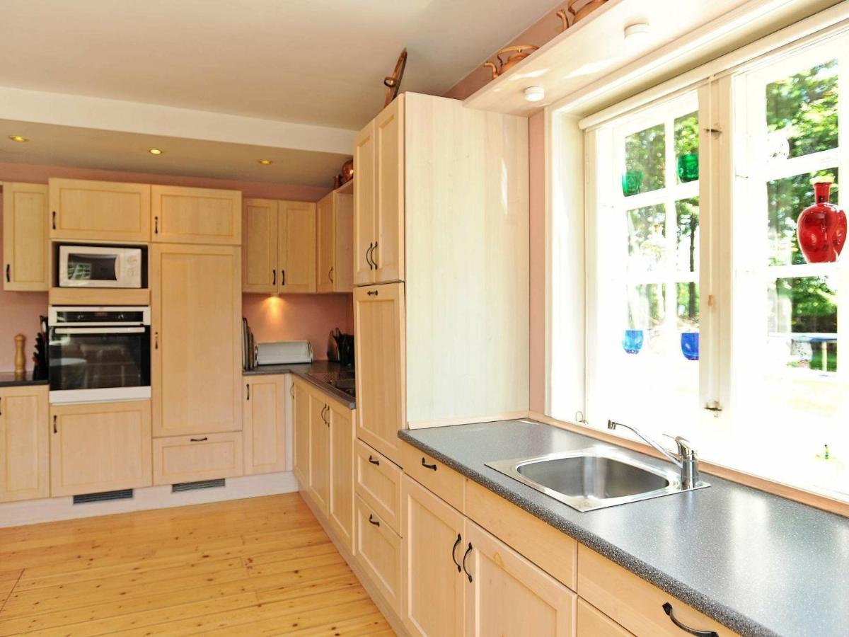 12 Person Holiday Home In Ullerslev Esterno foto